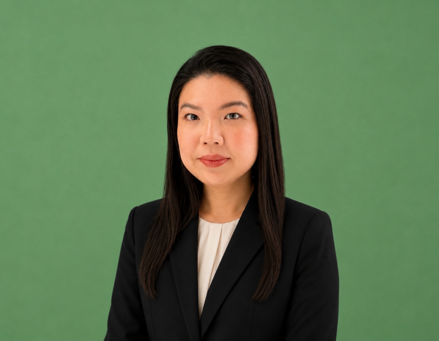 Ms Yvonne Hong